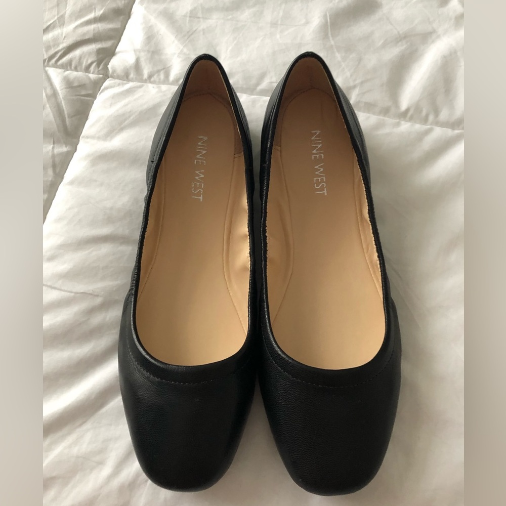Nine West Leather Ballerina Flats Size 6.5